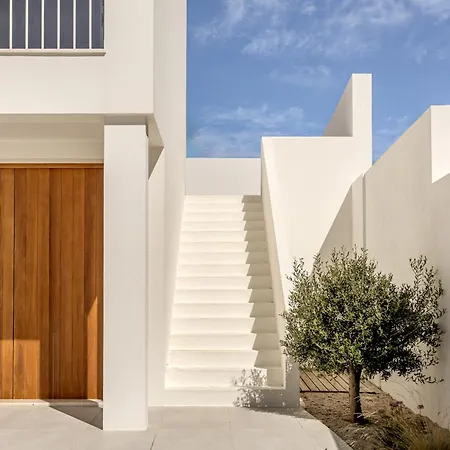 Modern & Bright With Pool By Homing Ericeira