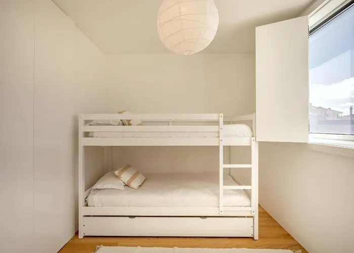 ヴィラ Modern & Bright With Pool By Homing